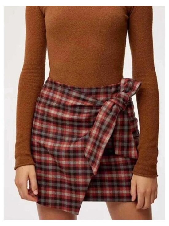 Wilfred Dresses & Skirts - WILFRED Aritzia Dorine Wool Cashmere Faux Wrap Mini Skirt Size 4